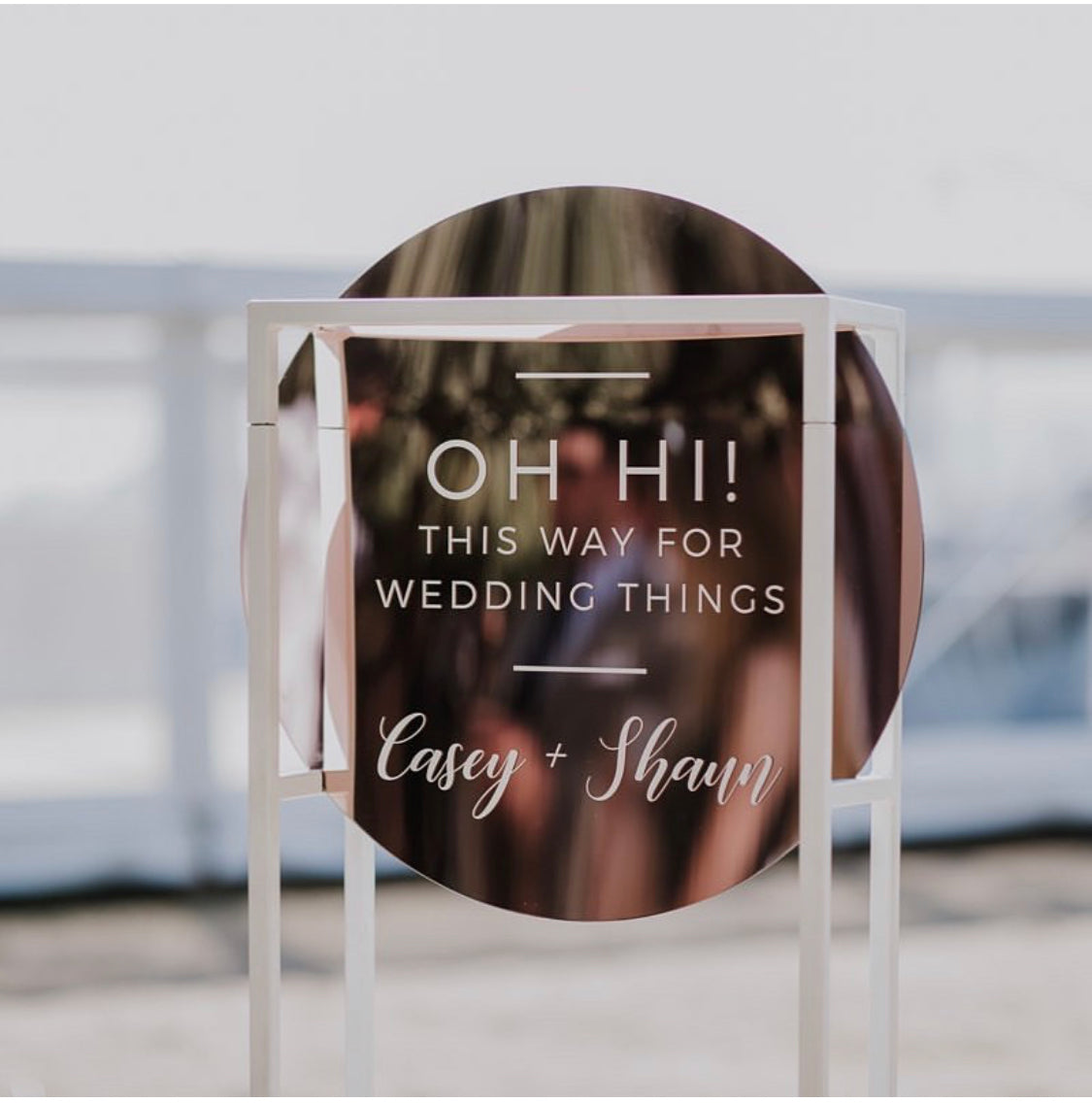 Custom printed round event sign