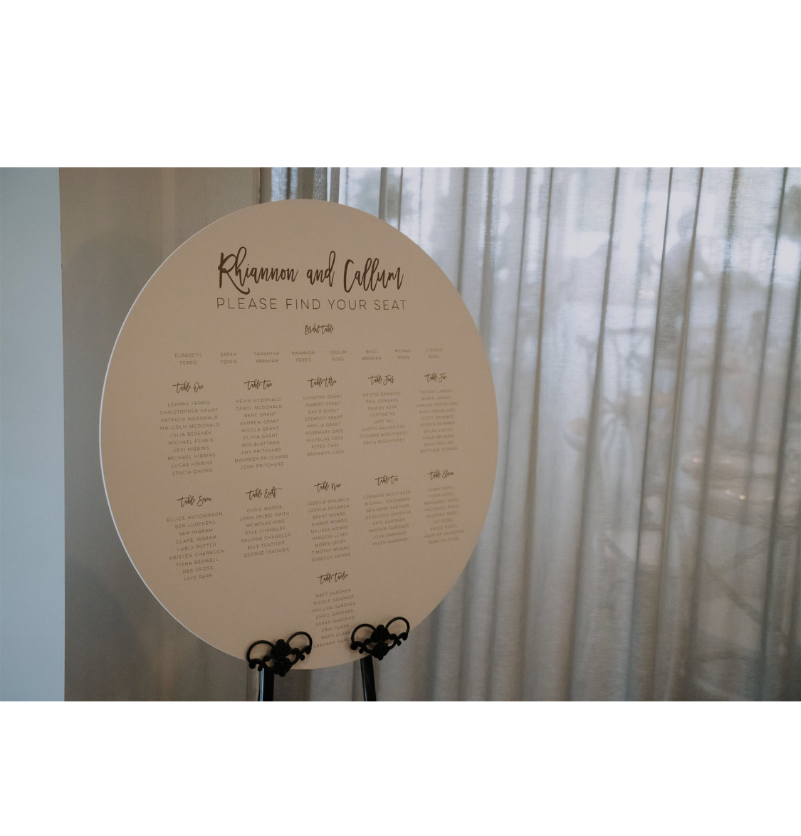 Custom printed round seating chart with 3D heading